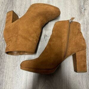 Women’s suede booties